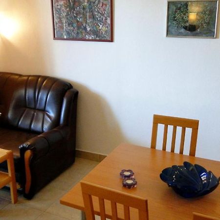 Holiday Home Apartment Tedo Клек Экстерьер фото