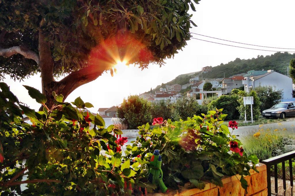 Holiday Home Apartment Tedo Клек Экстерьер фото