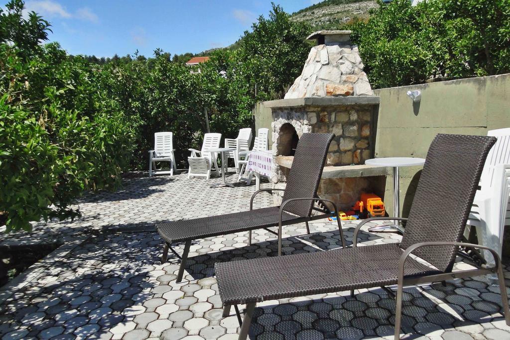 Holiday Home Apartment Tedo Клек Экстерьер фото