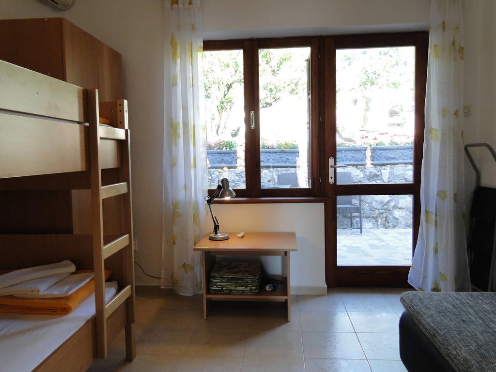 Holiday Home Apartment Tedo Клек Экстерьер фото
