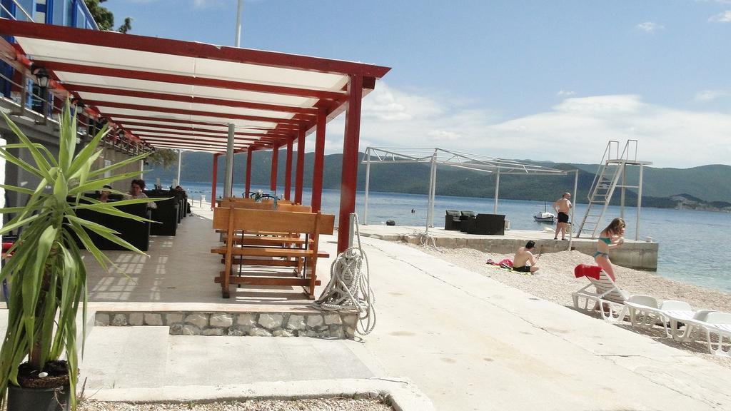 Holiday Home Apartment Tedo Клек Экстерьер фото